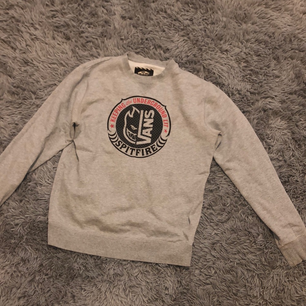 Sweatshirt